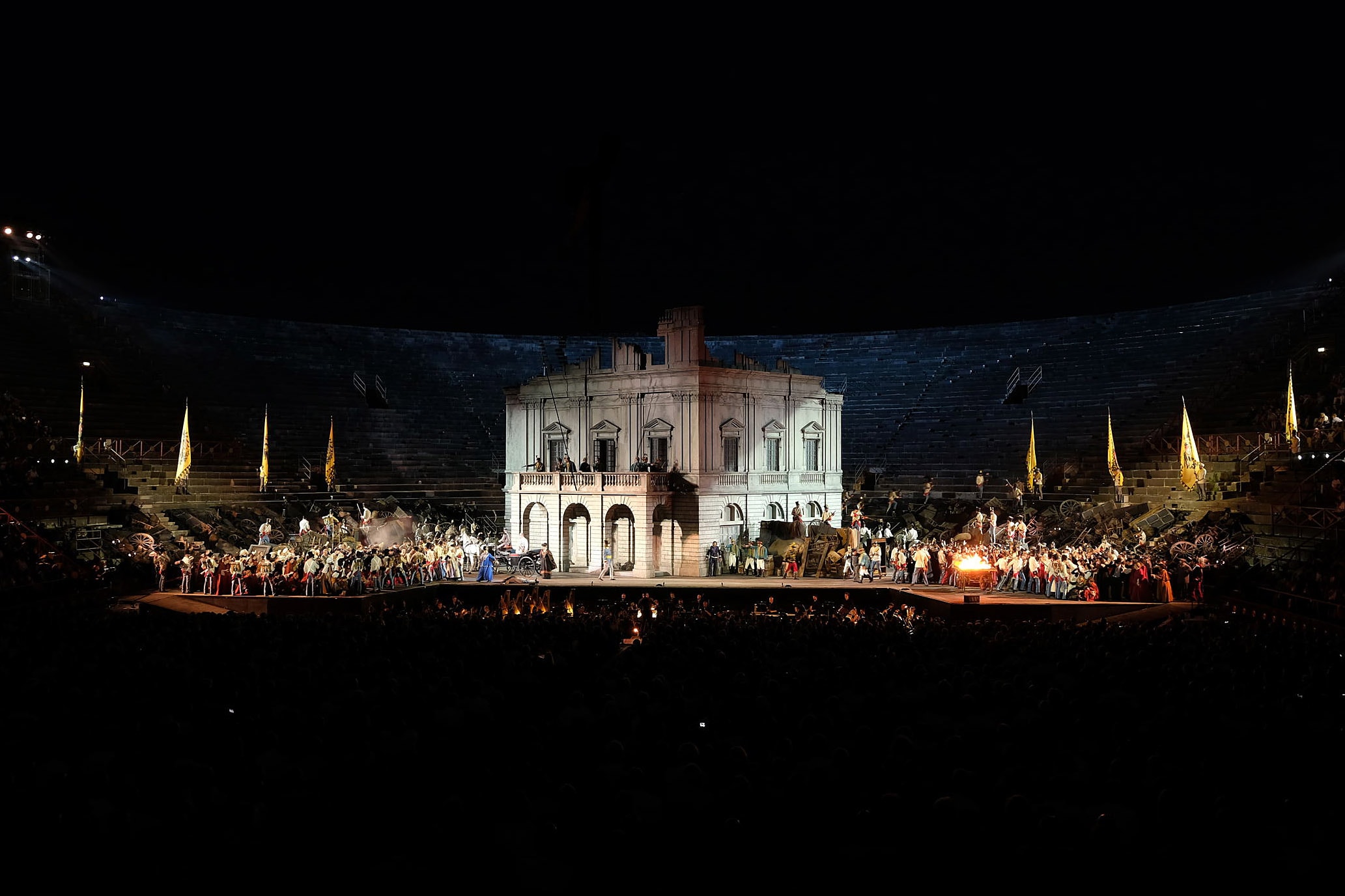 Arena Di Verona: Nabucco - Le Salon Musical